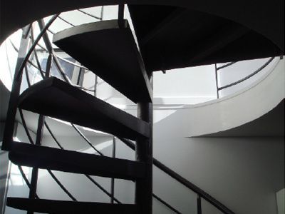 maison tube