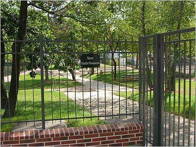 Orl�ans, square Camille Flammarion