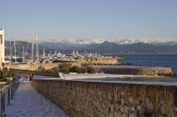 antibes sous neige