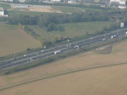autoroute et arbres