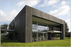 Safe House fa�ade sud