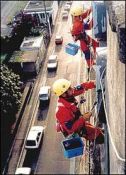 Alpiniste du bâtiment, un métier en pleine ascension