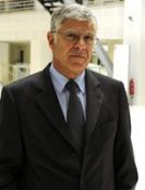Pierre-Ren� Lemas prend la t�te de l�office HLM de Paris