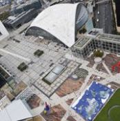 La D�fense se met aux couleurs de la Terre