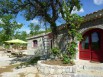 Rénovation de ruines : Deux abris de berger transformés en un gîte provençal