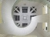 Un escalier monumental suspendu au cœur de la bibliothèque de Strasbourg
