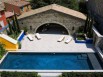 Catégorie piscine familiale de forme angulaire et couloir de nage