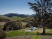 Une terrasse perdue dans le creux d'une vallée californienne