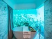 Une salle de bains comme un aquarium