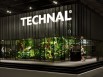 Technal mise sur le vert/verre pour son stand au salon Batimat