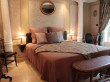 Une v&eacute;tuste loge de gardien restaur&eacute;e dans le ...