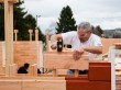 Une maison bois assemblée sans clou, ni vis...ni ...