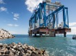 Une m&eacute;ga-barge enclench&eacute;e sur le chantier de la ...