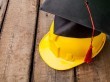 Apprentissage : le gouvernement cible les métiers ...