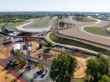 Au c&oelig;ur du circuit des 24 heures du Mans, un ...