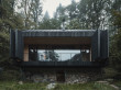 Une maison en bois s'ins&egrave;re d&eacute;licatement dans ...