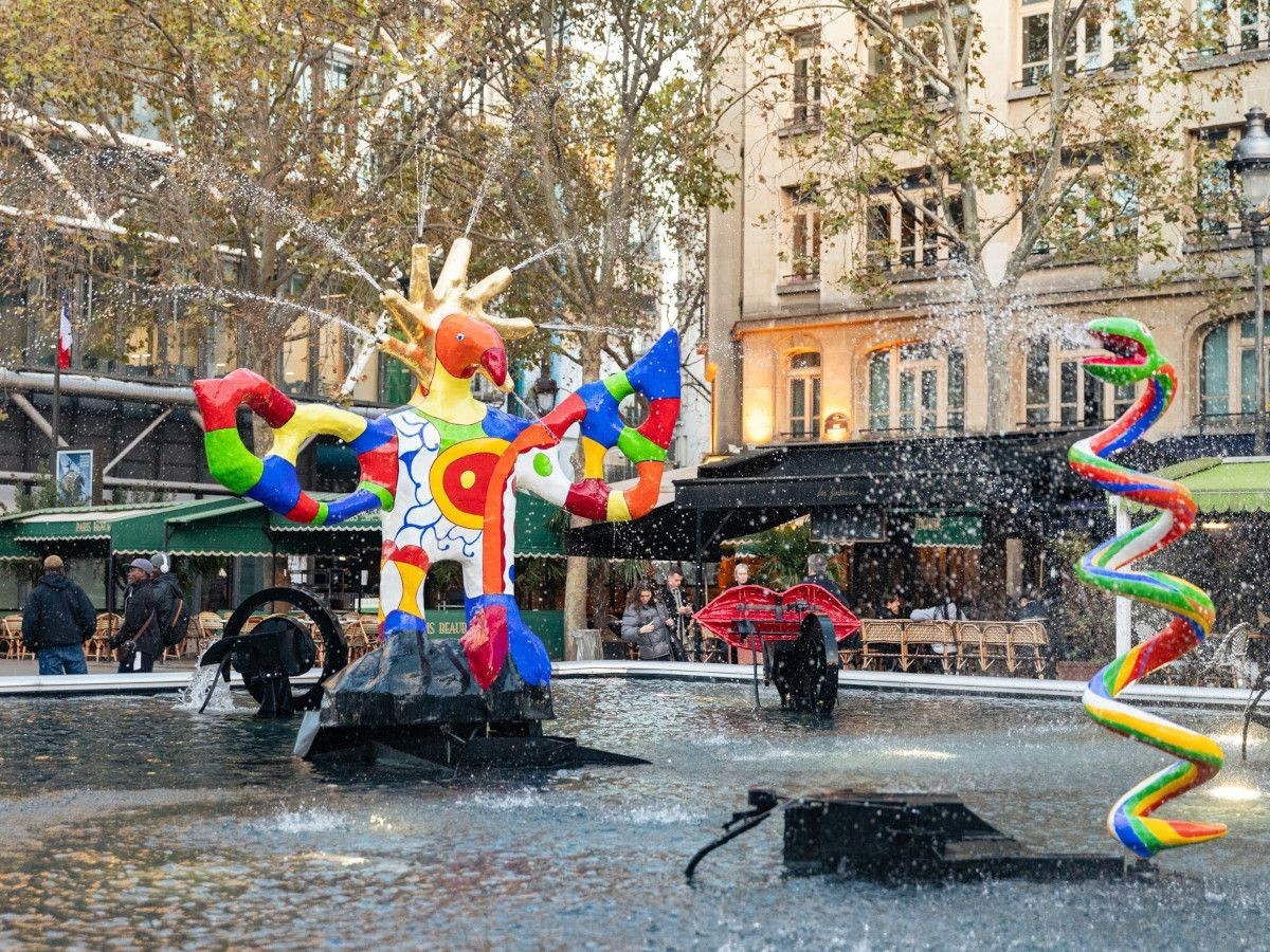 Les 16 sculptures de la fontaine Stravinsky - Ville de Paris