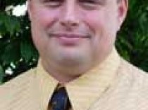 Deceunink se dote d'un nouveau directeur ...