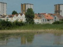 Trois tours s'effondrent pour laisser place à un ...