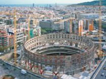 Richard Rogers transforme les arènes de Barcelone ...