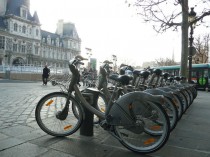 Paris élargit la voie aux vélos