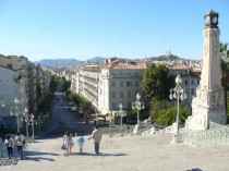 Effondrement d'un immeuble à Marseille