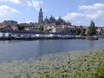 Périgueux&#160;: du vert et des pierres ...