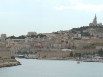 A Marseille, les travaux de La Criée prennent du ...