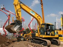 Komatsu multiplie par sept son bénéfice net