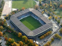 Les stades de Strasbourg et de Saint-Etienne ...