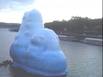 Un Iceberg à la dérive en plein Paris !