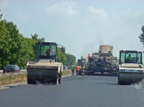 L'arrêt des chantiers routiers menacerait 15.000 ...