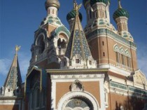 La cathédrale russe de Nice appartient ...