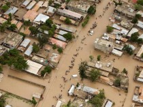 Haïti achète 50.000 tentes venues de Chine