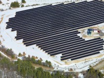 Inauguration d'une centrale solaire au sol dans le ...