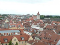 Ratisbonne, une ville coiffée de tuiles ...