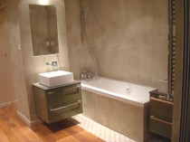 Une salle de bains agrandie et modernisée ...