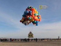 Une maison qui s'envole tout «là haut» (Vidéo)