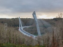 Inauguration du premier pont courbe à haubans de ...