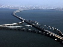 Le plus long pont maritime du monde