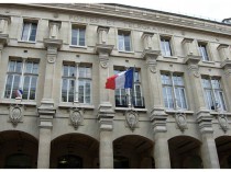 Poste du Louvre&#160;: une consultation ...