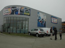 Samse inaugure son magasin spécial peinture du ...