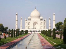 Dubaï prévoit de construire une réplique du Taj ...