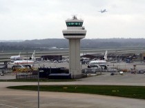 Le maire de Londres veut déplacer l'aéroport ...