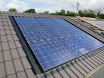 Douze centrales photovoltaïques en Rhône-Alpes