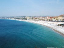 La Promenade des Anglais à Nice vise le ...