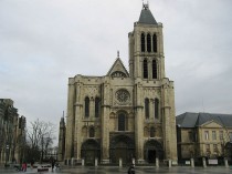 Et si la tour de la basilique Saint Denis ...