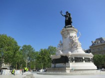 A Paris, la place de la République peaufine sa ...