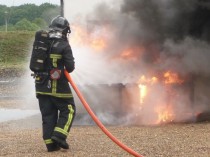 Les isolants de toiture face à la menace du feu