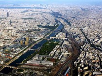 Le projet de ZAC de Bercy-Charenton à Paris est ...
